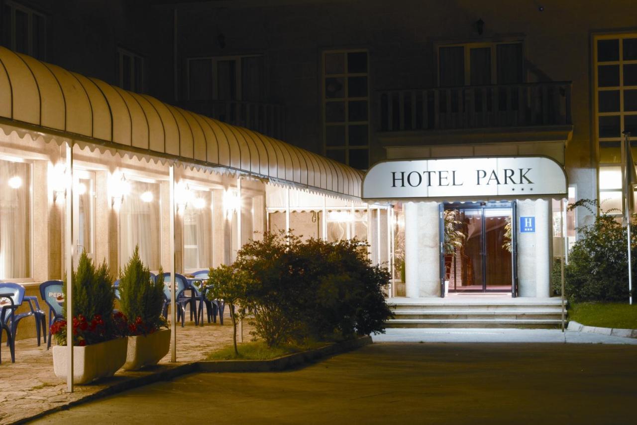 Hotel Park Ноя Екстериор снимка
